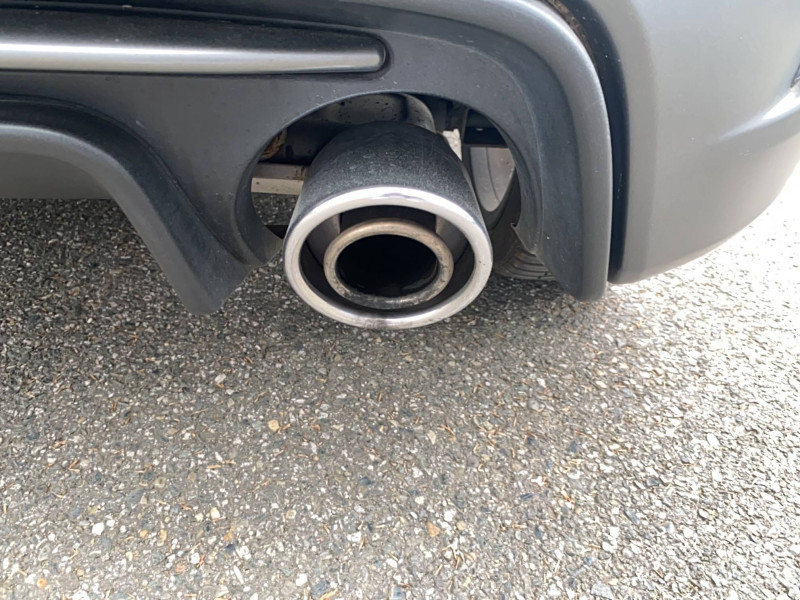 Abarth 500 595 1.4 Turbo 16V T-Jet 160 ch Turismo A 3p 2015 - photo n°11 Abarth 500 595 1.4 Turbo 16V T-Jet 160 ch Turismo A 3p  occasion à Muret - photo n°11