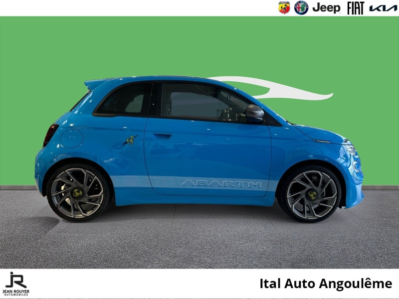 Abarth 500 e 155ch Scorpionissima 4cv  occasion à CHAMPNIERS - photo n°4