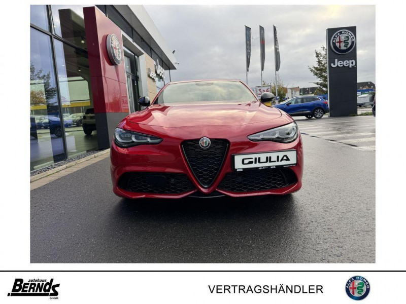 Alfa romeo Giulia 2.2 Diesel AT8-Q4 Veloce 2025 - photo n°4 Alfa romeo Giulia 2.2 Diesel AT8-Q4 Veloce  occasion à L'Union - photo n°4