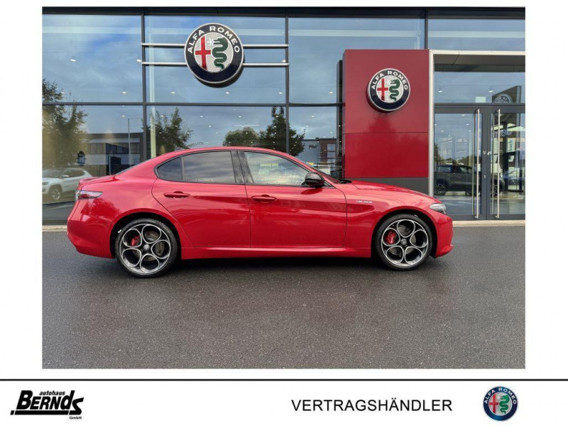 Alfa romeo Giulia 2.2 Diesel AT8-Q4 Veloce 2025 - photo n°2 Alfa romeo Giulia 2.2 Diesel AT8-Q4 Veloce  occasion à L'Union - photo n°2