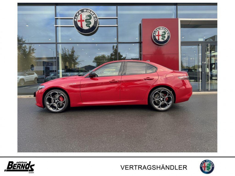 Alfa romeo Giulia 2.2 Diesel AT8-Q4 Veloce 2025 - photo n°6 Alfa romeo Giulia 2.2 Diesel AT8-Q4 Veloce  occasion à L'Union - photo n°6