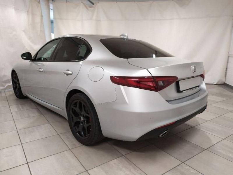 Alfa romeo Giulia 2.2 t Executive 190cv auto 2021 - photo n°8 Alfa romeo Giulia 2.2 t Executive 190cv auto  occasion à L'Union - photo n°8