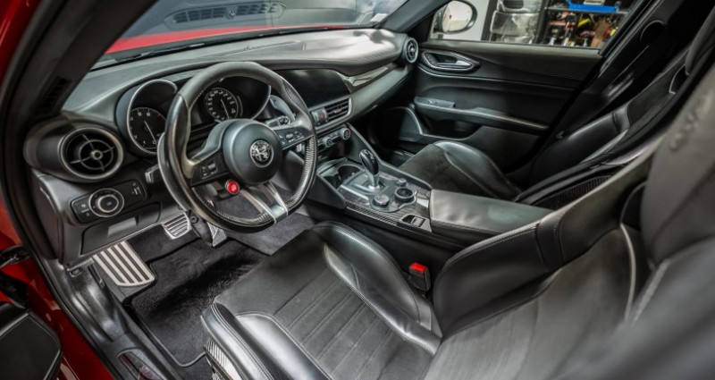 Alfa romeo Giulia 2.9 V6 - 510 - BVA Quadrifoglio PHASE 1 2017 - photo n°6 Alfa romeo Giulia 2.9 V6 - 510 - BVA Quadrifoglio PHASE 1  occasion à GENAY - photo n°6