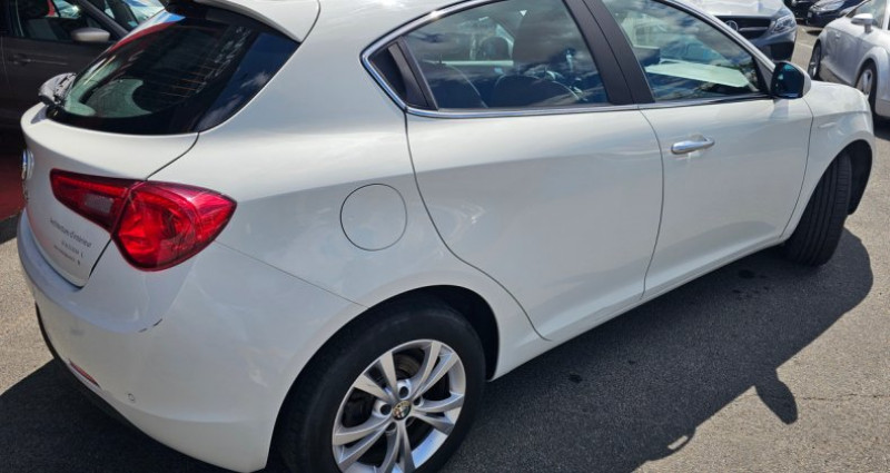 Alfa romeo Giullietta 1.6 jtdm 195009KMS 2010 - photo n°6 Alfa romeo Giullietta 1.6 jtdm 195009KMS  occasion à Blois - photo n°6