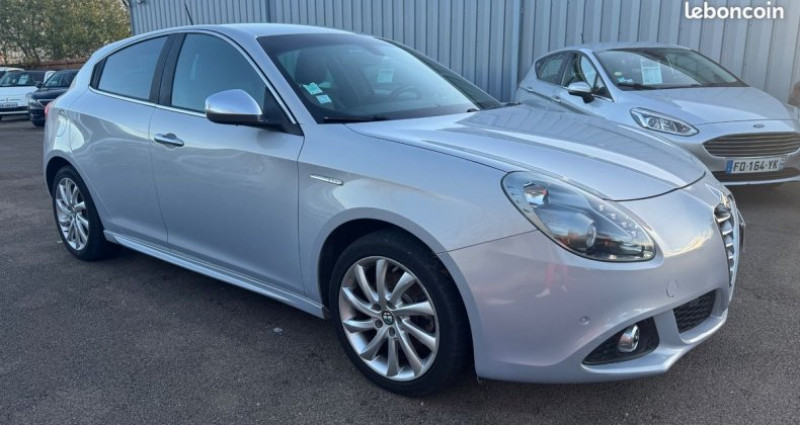 Alfa romeo Giullietta 2L 170 CH Collezione TCT 2014 - photo n°3 Alfa romeo Giullietta 2L 170 CH Collezione TCT  occasion à Moneteau - photo n°3