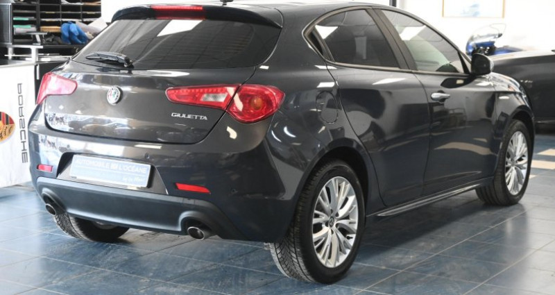 Alfa romeo Giullietta SERIE 2 JTDm 175 ch S&S TCT Super 2017 - photo n°5 Alfa romeo Giullietta SERIE 2 JTDm 175 ch S&S TCT Super  occasion à ST SATURNIN - photo n°5