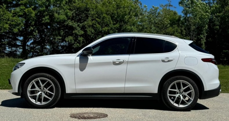 Alfa romeo Stelvio 2.0T 280 ch Q4 AT8 Super 2017 - photo n°4 Alfa romeo Stelvio 2.0T 280 ch Q4 AT8 Super  occasion à allonzier de la caille - photo n°4