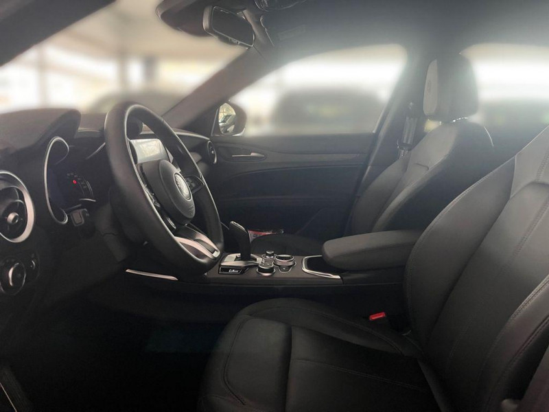 Alfa romeo Stelvio 2.0T 280 ch Q4 BVA 2023 - photo n°7 Alfa romeo Stelvio 2.0T 280 ch Q4 BVA  occasion à L'Union - photo n°7