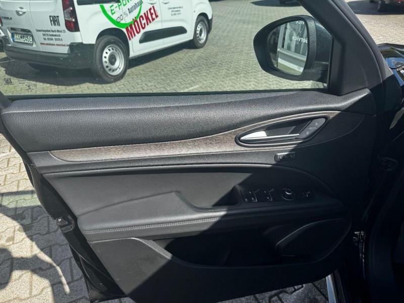 Alfa romeo Stelvio 2.0T 280 ch Q4 BVA 2023 - photo n°9 Alfa romeo Stelvio 2.0T 280 ch Q4 BVA  occasion à L'Union - photo n°9