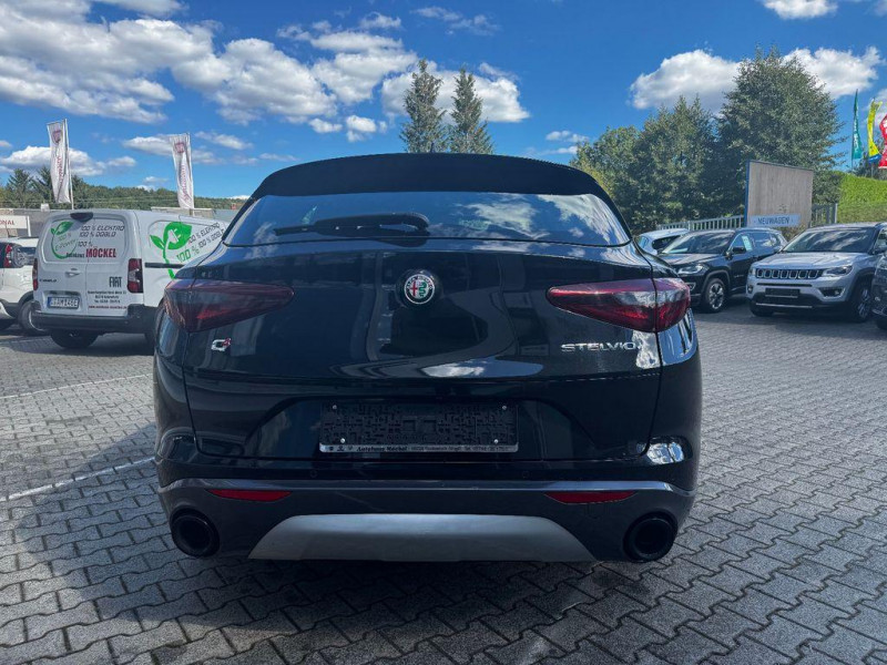 Alfa romeo Stelvio 2.0T 280 ch Q4 BVA 2023 - photo n°4 Alfa romeo Stelvio 2.0T 280 ch Q4 BVA  occasion à L'Union - photo n°4
