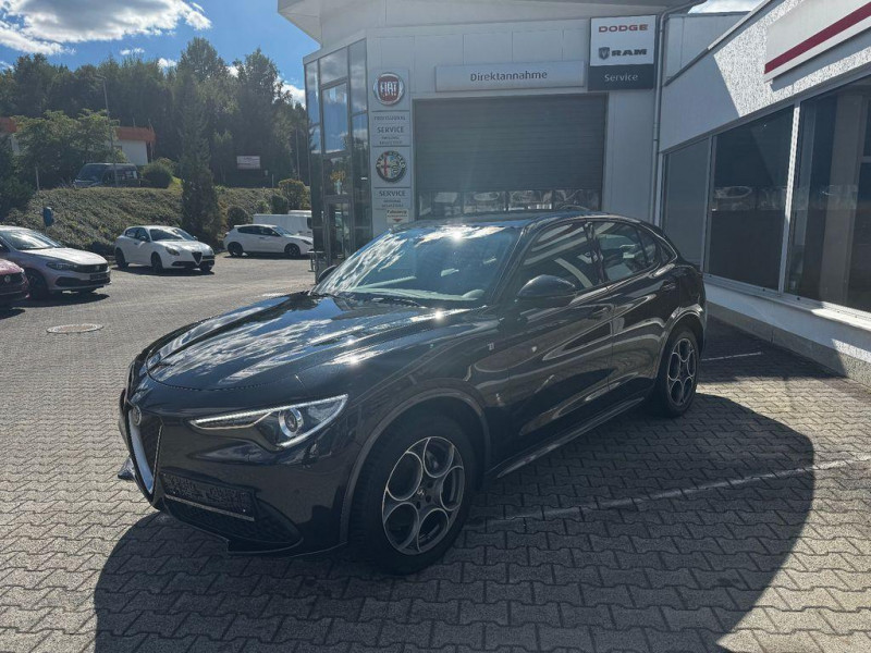 Alfa romeo Stelvio 2.0T 280 ch Q4 BVA 2023 - photo n°2 Alfa romeo Stelvio 2.0T 280 ch Q4 BVA  occasion à L'Union - photo n°2