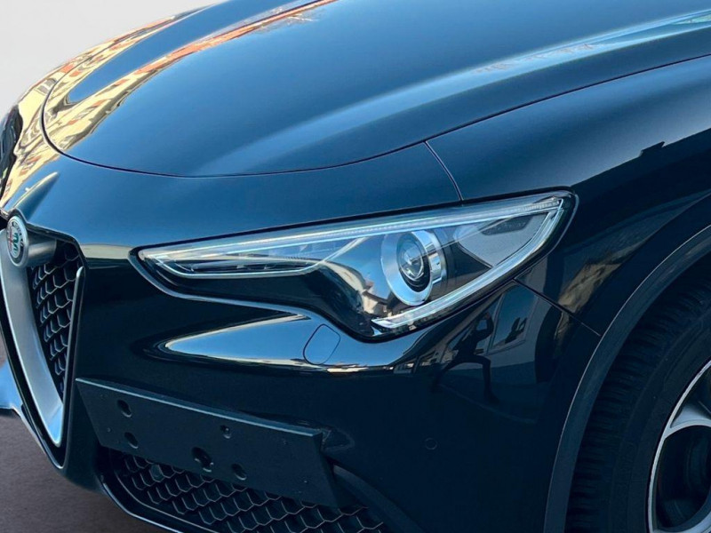 Alfa romeo Stelvio 2.0T 280 ch Q4 BVA 2023 - photo n°5 Alfa romeo Stelvio 2.0T 280 ch Q4 BVA  occasion à L'Union - photo n°5