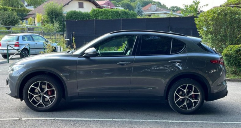 Alfa romeo Stelvio 2.2 210 ch Q4 AT8 Sport Edition 2018 - photo n°4 Alfa romeo Stelvio 2.2 210 ch Q4 AT8 Sport Edition  occasion à allonzier de la caille - photo n°4