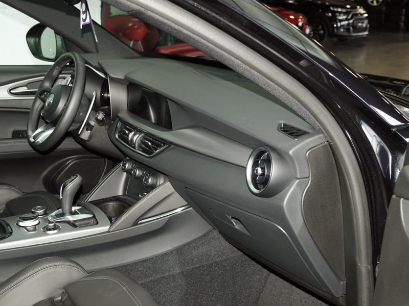 Alfa romeo Stelvio 2.2 210 ch Q4 BVA  occasion  Beaupuy - photo n4