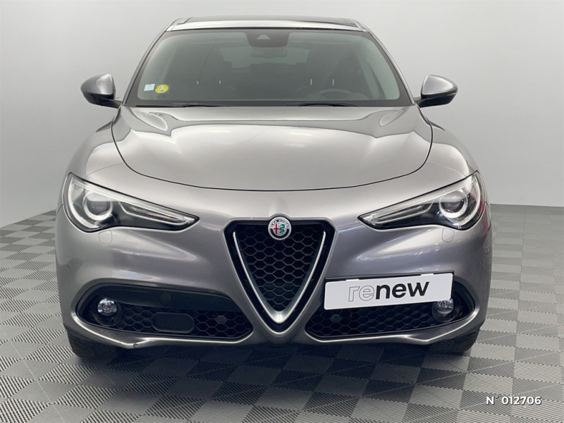 Alfa romeo Stelvio Stelvio 2.2 210 ch Q4 AT8 Super 2018 - photo n°3 Alfa romeo Stelvio Stelvio 2.2 210 ch Q4 AT8 Super  occasion à Sallanches - photo n°3