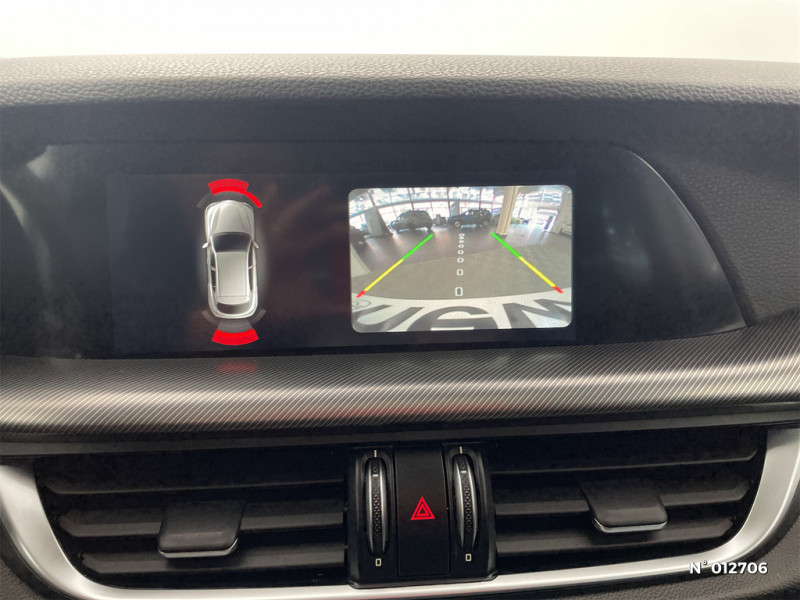 Alfa romeo Stelvio Stelvio 2.2 210 ch Q4 AT8 Super 2018 - photo n°14 Alfa romeo Stelvio Stelvio 2.2 210 ch Q4 AT8 Super  occasion à Sallanches - photo n°14