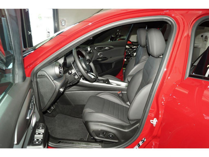 Alfa romeo Tonale 1.5 Hybrid 160 ch VGT BVA 2024 - photo n°12 Alfa romeo Tonale 1.5 Hybrid 160 ch VGT BVA  occasion à L'Union - photo n°12