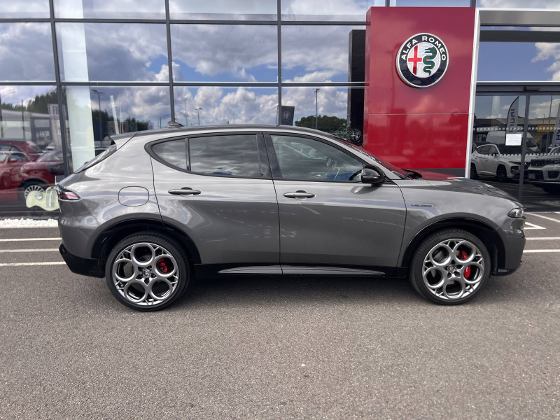 Alfa romeo Tonale Tonale 1.5 Ibrida 160 ch VGT TCT7 Veloce 5p 2025 - photo n°5 Alfa romeo Tonale Tonale 1.5 Ibrida 160 ch VGT TCT7 Veloce 5p  occasion à Toulouse - photo n°5