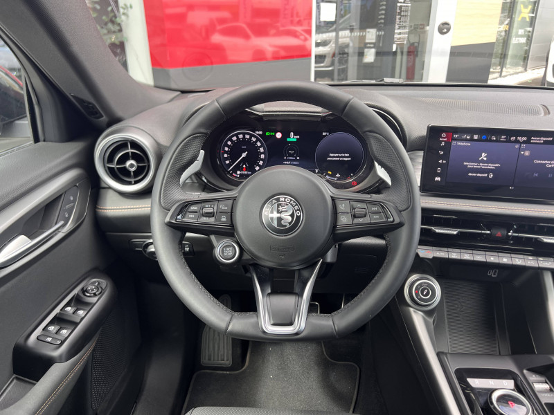 Alfa romeo Tonale Tonale 1.5 Ibrida 160 ch VGT TCT7 Veloce 5p 2025 - photo n°19 Alfa romeo Tonale Tonale 1.5 Ibrida 160 ch VGT TCT7 Veloce 5p  occasion à Toulouse - photo n°19