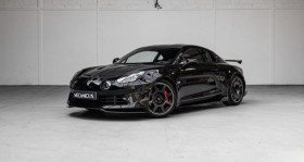 Alpine renault A110 , garage MECANICUS � Paris