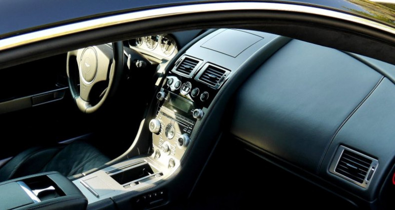 Aston martin DB9 V12  - photo n°5 Aston martin DB9 V12  occasion à CANNES - photo n°5