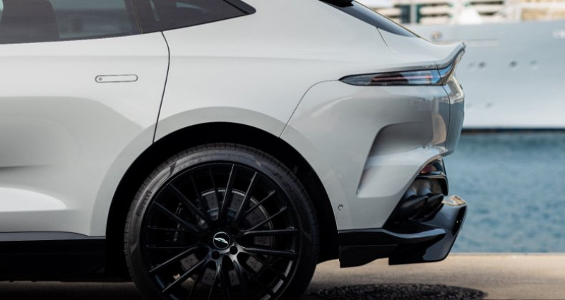 Aston martin DBX 707 V8 BITURBO CV BVA9 - MONACO 2024 - photo n°5 Aston martin DBX 707 V8 BITURBO CV BVA9 - MONACO  occasion à MONACO - photo n°5