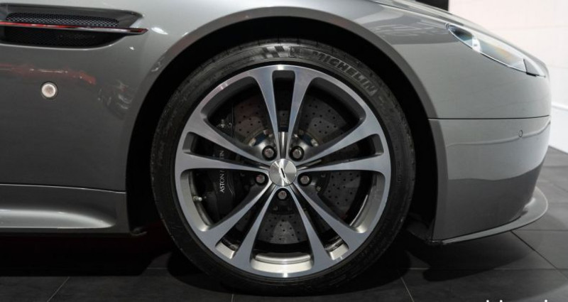Aston martin V12 Vantage 6.0 517 - Franaise Entretien exclusif Baquets Carbone Alcan  occasion à DARDILLY - photo n°7