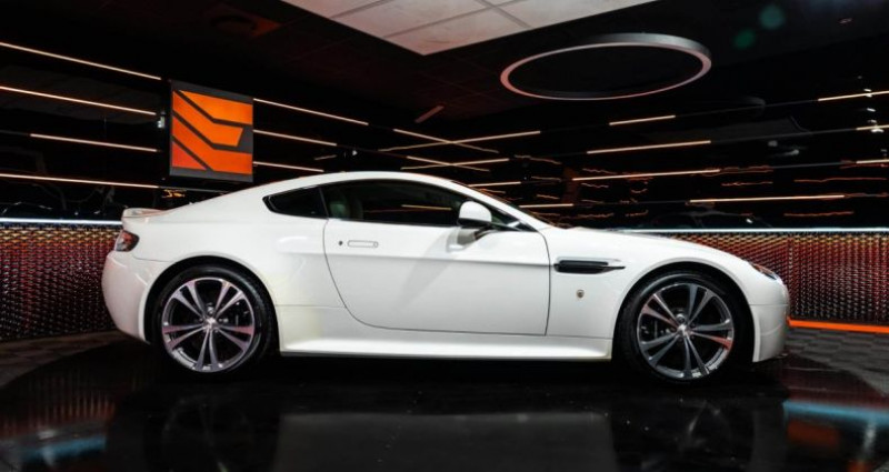 Aston martin V12 Vantage BVM6  occasion à RIVESALTES - photo n°6