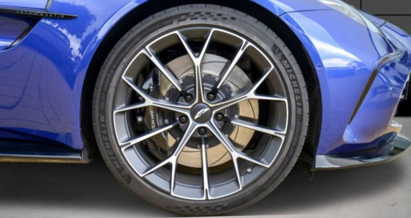 Aston martin V8 Vantage   occasion � Sainte Genevi�ve Des Bois - photo n�5