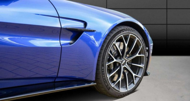Aston martin V8 Vantage   occasion � Sainte Genevi�ve Des Bois - photo n�4