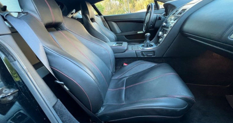 Aston martin V8 Vantage 4,7 L en bo�te m�canique cl� cristal volant multifonctions r  occasion � GENAY - photo n�6