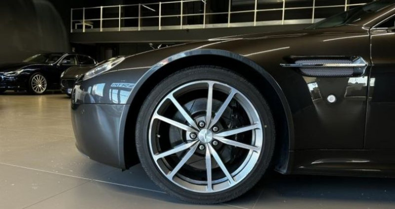 Aston martin V8 Vantage 4.7 Sportshift  occasion  AIX EN PROVENCE - photo n3