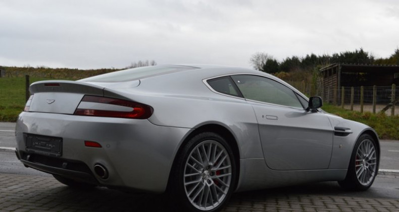 Aston martin V8 Vantage 4.7i coup� Sportshift - 1 MAIN  occasion � Lille - photo n�2