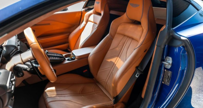 Aston martin V8 Vantage 510cv leasing 2980e-mois  occasion  Lyon - photo n4