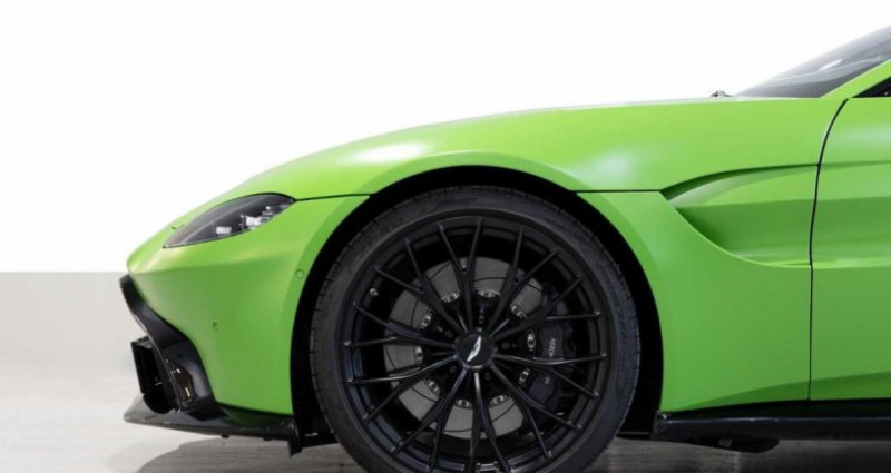 Aston martin V8 Vantage Cabriolet  occasion � Sainte Genevi�ve Des Bois - photo n�4