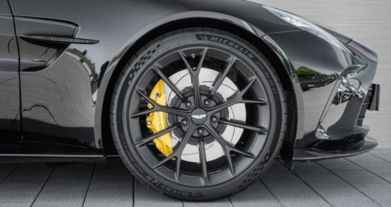 Aston martin V8 Vantage Carbon satin // Sieges performance Alcantara carbone  occasion � Sainte Genevi�ve Des Bois - photo n�7