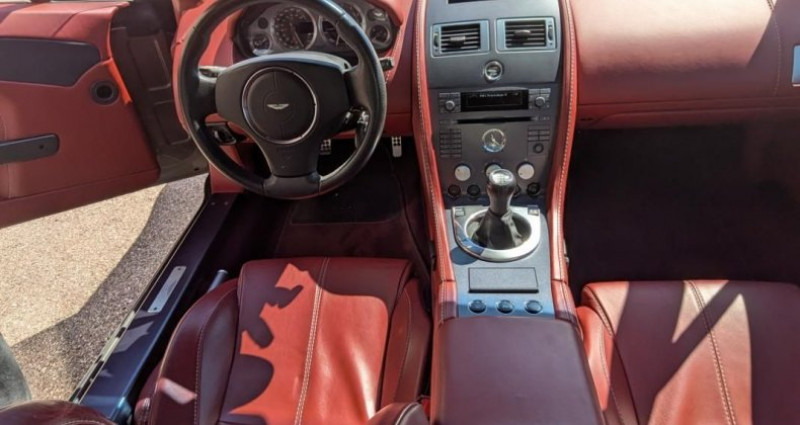Aston martin V8 Vantage COUPE 4.3 380CH ENTRETIEN CONSTRUCTEUR  occasion  AMPUIS - photo n3