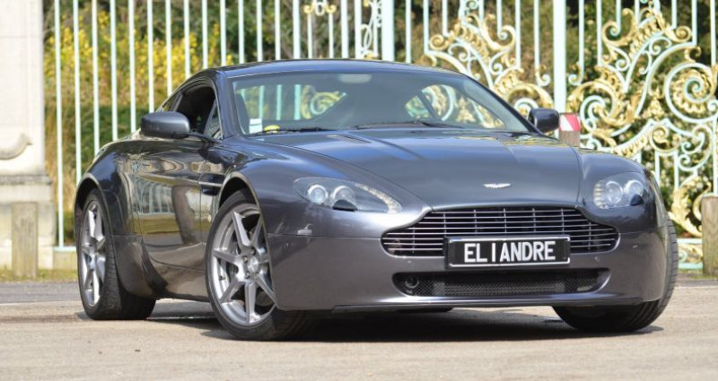 Aston martin V8 Vantage Coup 4.3  occasion à PARIS - photo n°2