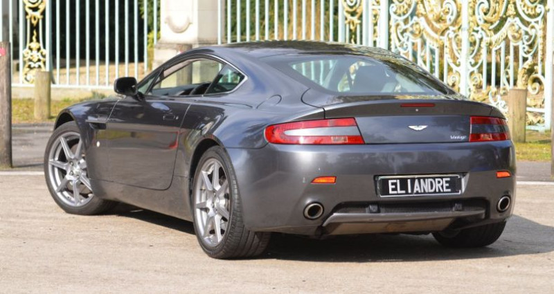 Aston martin V8 Vantage Coup 4.3  occasion à PARIS - photo n°6
