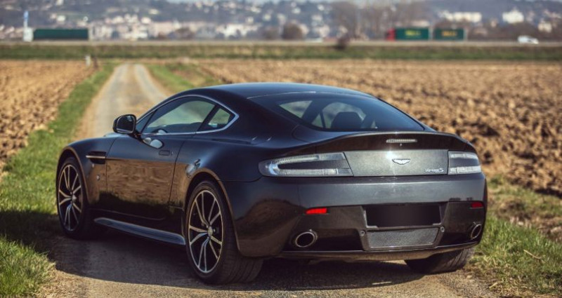 Aston martin V8 Vantage COUPE 4.7 436 S SPORTSHIFT II SP10 Alcantara - Carbone - Gar  occasion à Lissieu - photo n°3