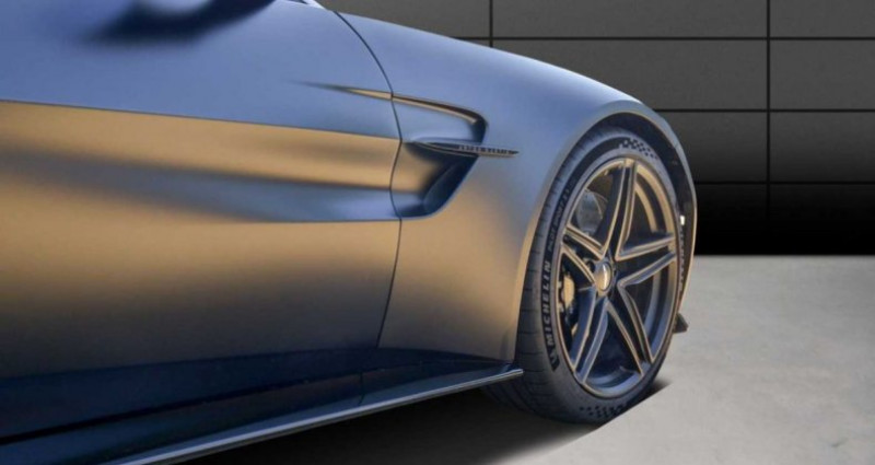 Aston martin V8 Vantage Noir onyx satin // Alcantara  occasion � Sainte Genevi�ve Des Bois - photo n�5