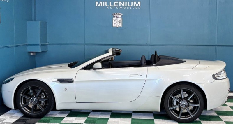 Aston martin V8 Vantage ROADSTER 4.3 SEQUENTIELLE  occasion � Royan - photo n�6