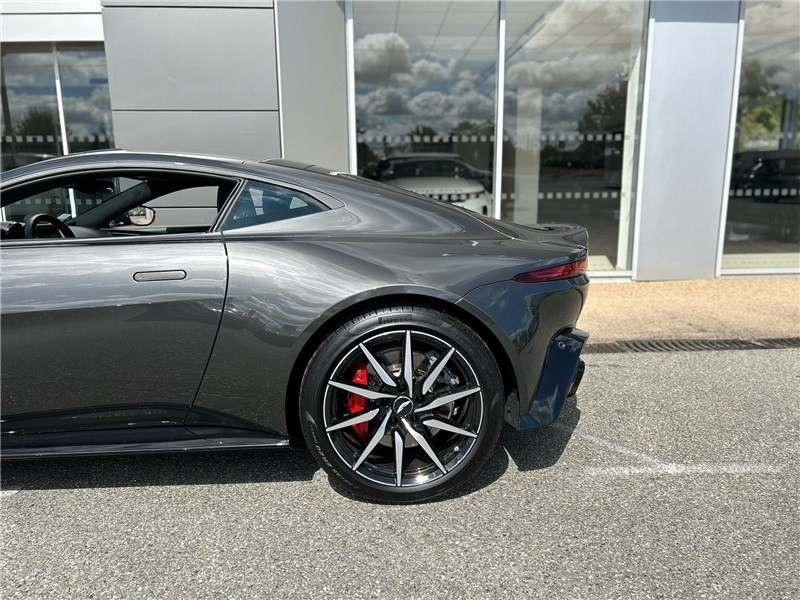 Aston martin VANTAGE COUPE  V8 510 CH BVA8  occasion à Toulouse - photo n°15