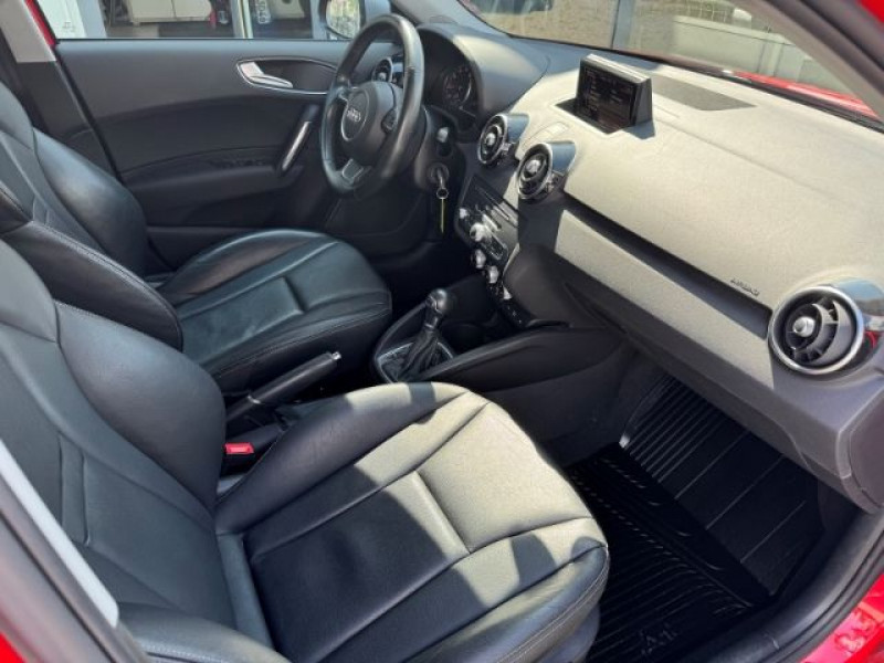 Audi A1 Sportback 1.4 TFSI 125 BVA  occasion  Beaupuy - photo n6