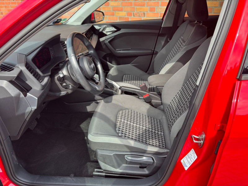 Audi A1 Sportback 30 TFSI 116 ch BVA  occasion  Beaupuy - photo n8