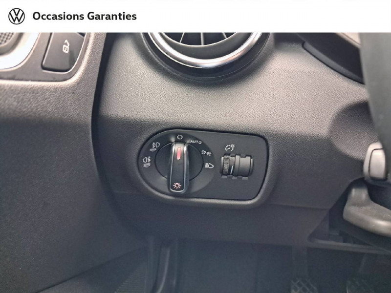 Audi A1 Sportback A1 Sportback 1.0 TFSI ultra 95 Ambiente 5p  occasion  Onet-le-Chteau - photo n17