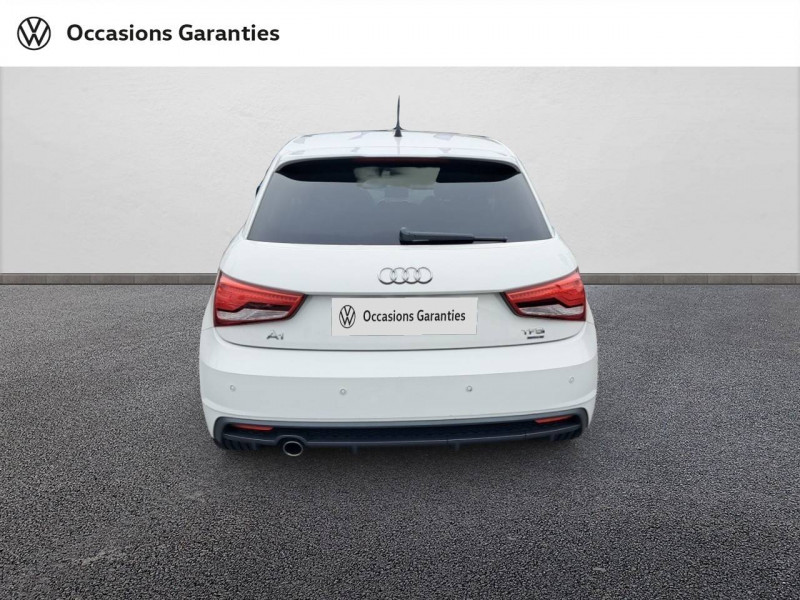 Audi A1 Sportback A1 Sportback 1.0 TFSI ultra 95 Ambiente 5p  occasion  Onet-le-Chteau - photo n5