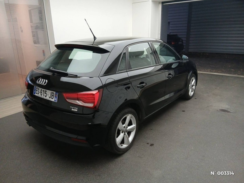 Audi A1 Sportback A1 Sportback 1.0 TFSI ultra 95 Ambiente  occasion � Brie-Comte-Robert - photo n�5