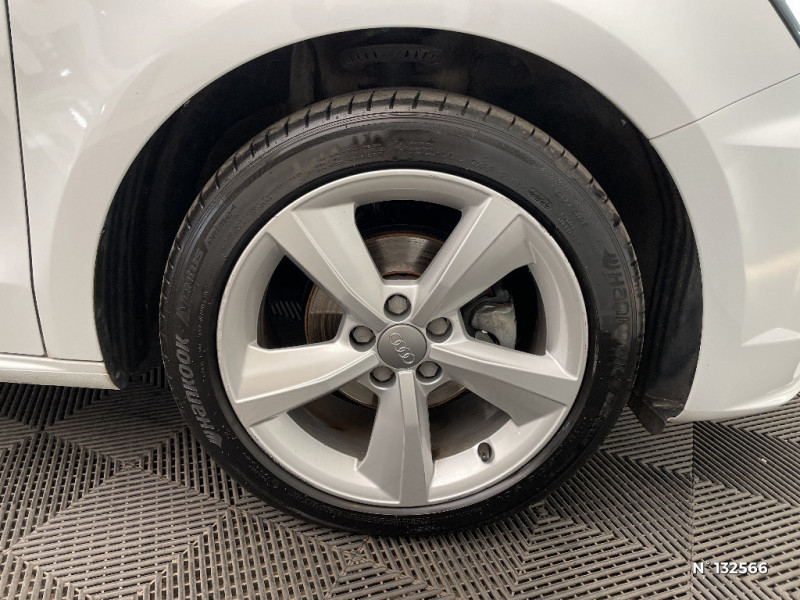 Audi A1 Sportback A1 Sportback 1.0 TFSI ultra 95 Ambiente  occasion  Jaux - photo n8
