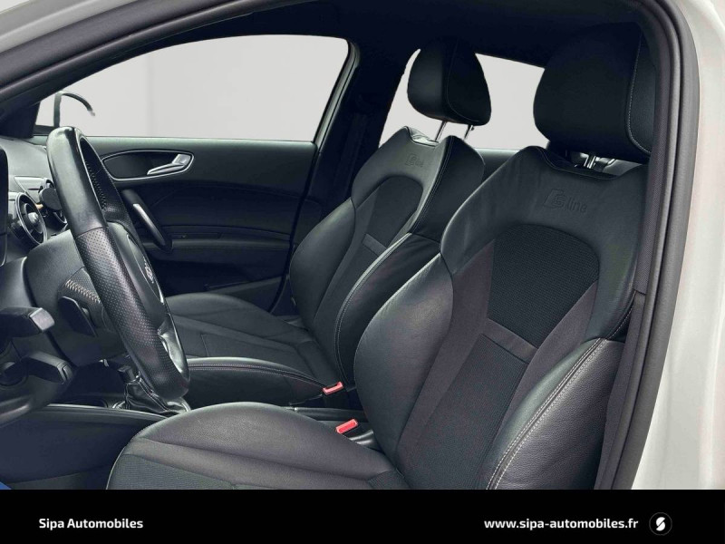 Audi A1 Sportback A1 Sportback 1.0 TFSI ultra 95 S tronic 7 S line 5p 2016 - photo n°12 Audi A1 Sportback A1 Sportback 1.0 TFSI ultra 95 S tronic 7 S line 5p  occasion à Mérignac - photo n°12
